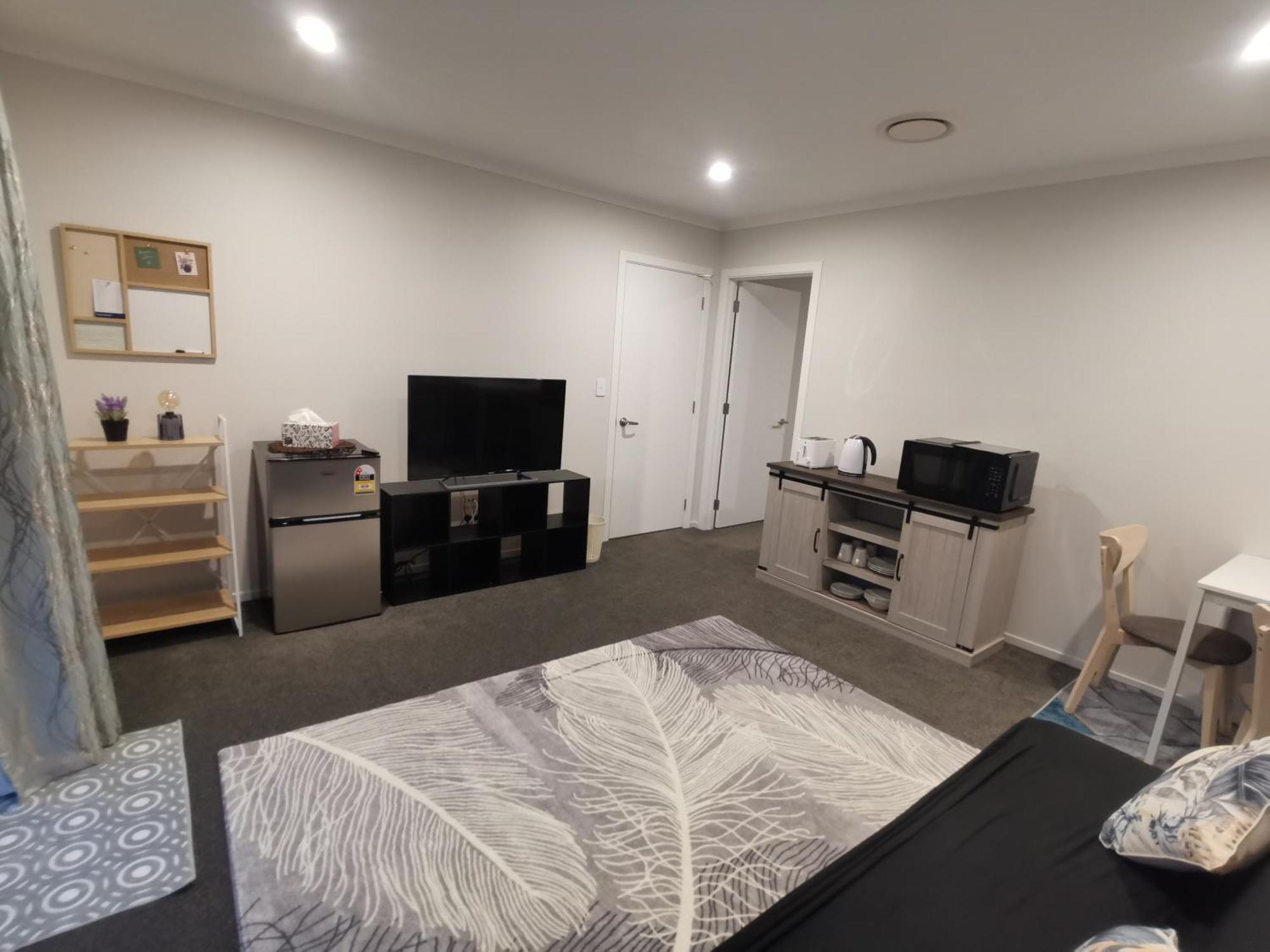 Stylish Private Guest House Ensuite Only ロールストン エクステリア 写真